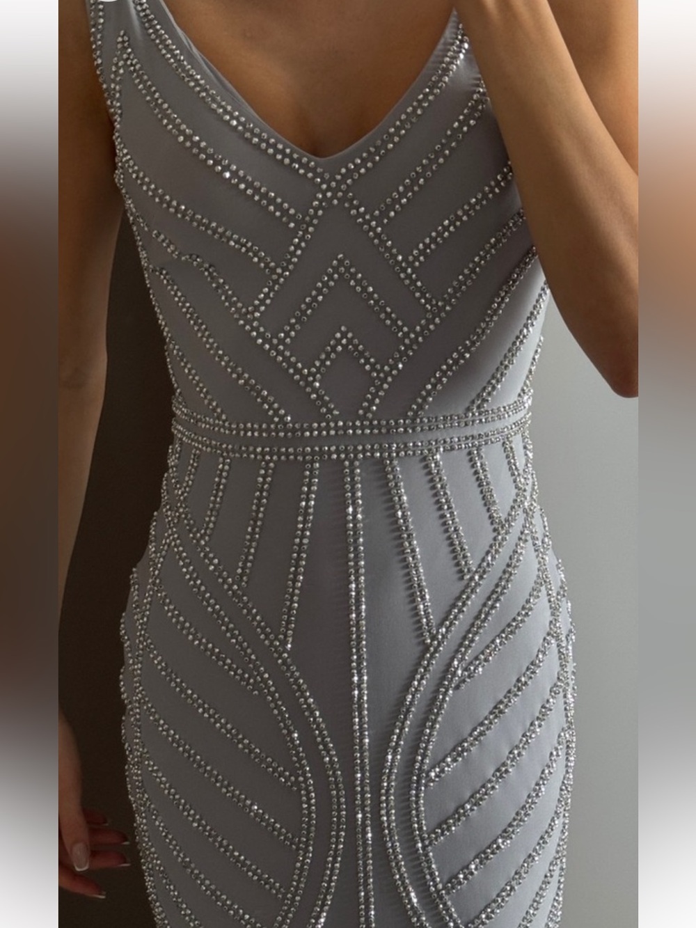 Aqua Women’s Embellished Sleeveless V Neck Short Cocktail Sheath Dress Sz 10 NWT